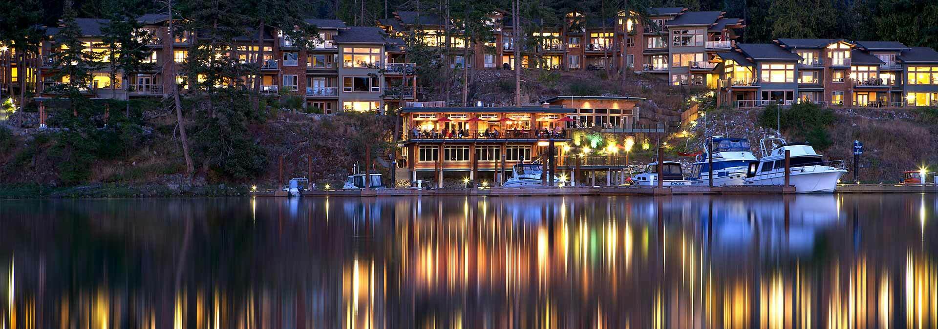 Painted Boat Resort Spa And Marina Madeira Park エクステリア 写真